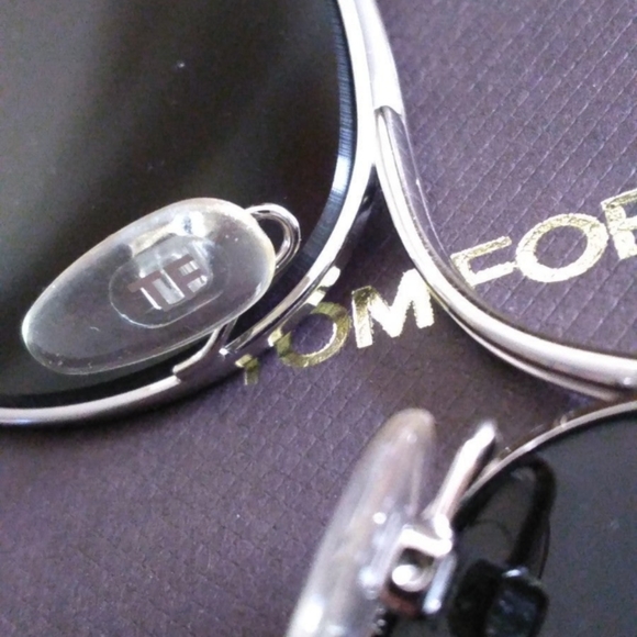 Tom Ford Brand New Gorgeous Sunglasses - Picture 8 of 11